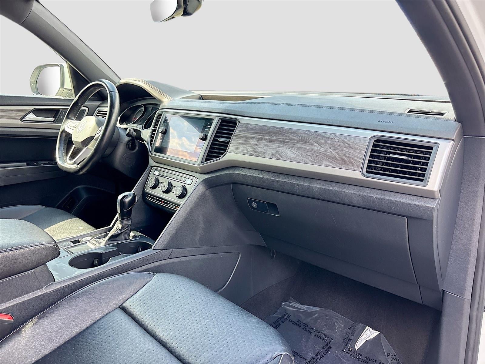 2020 Volkswagen Atlas Cross Sport 2.0T SE