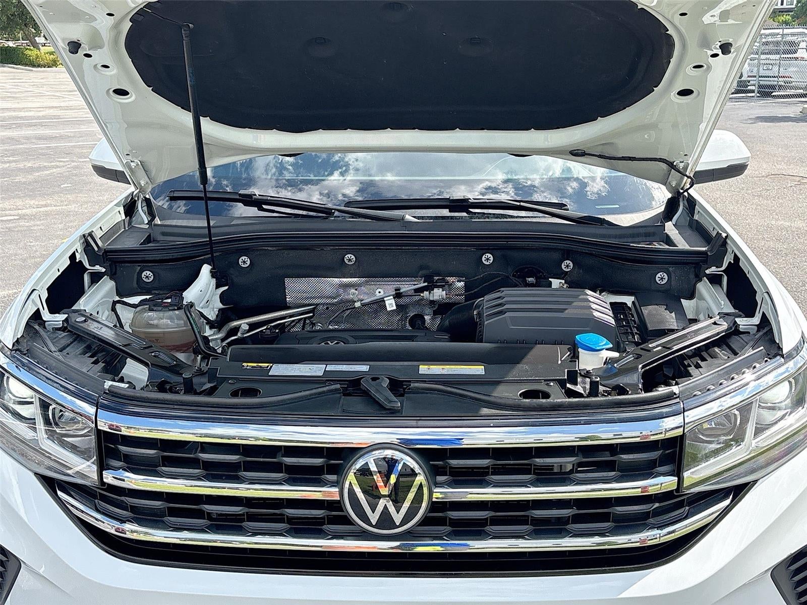 2020 Volkswagen Atlas Cross Sport 2.0T SE