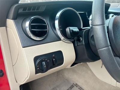 2005 Ford Mustang GT Premium