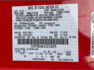 2005 Ford Mustang GT Premium