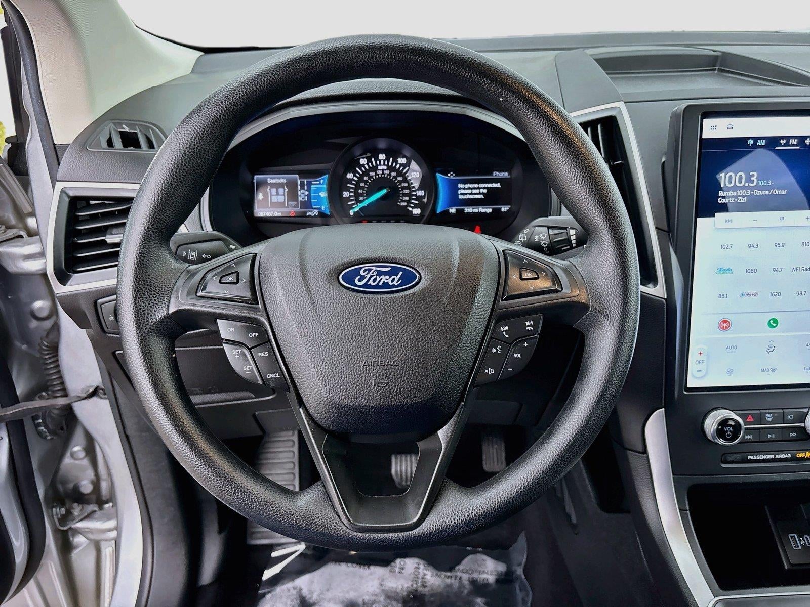 2022 Ford Edge SE