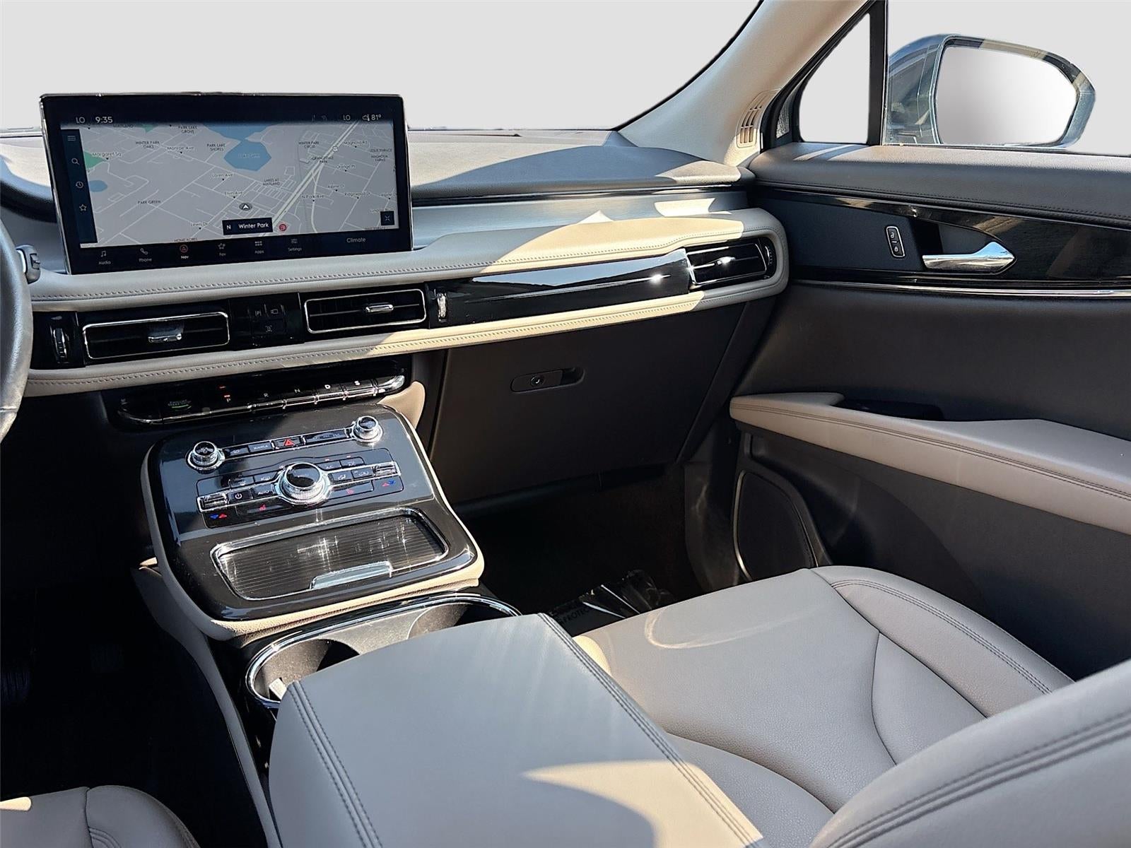 2023 Lincoln Nautilus Standard