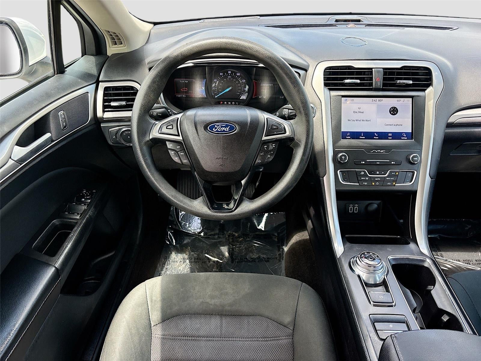 2020 Ford Fusion SE