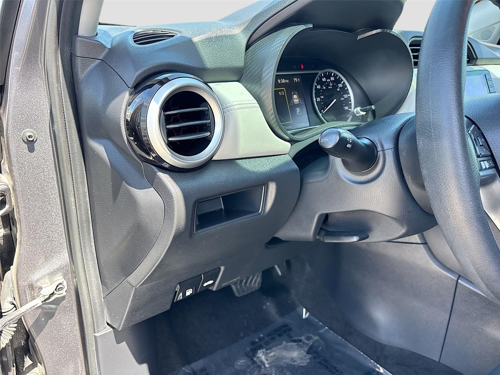 2020 Nissan Versa SV