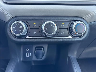 2020 Nissan Versa SV