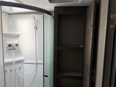 2020 ROCKWOOD TV Base