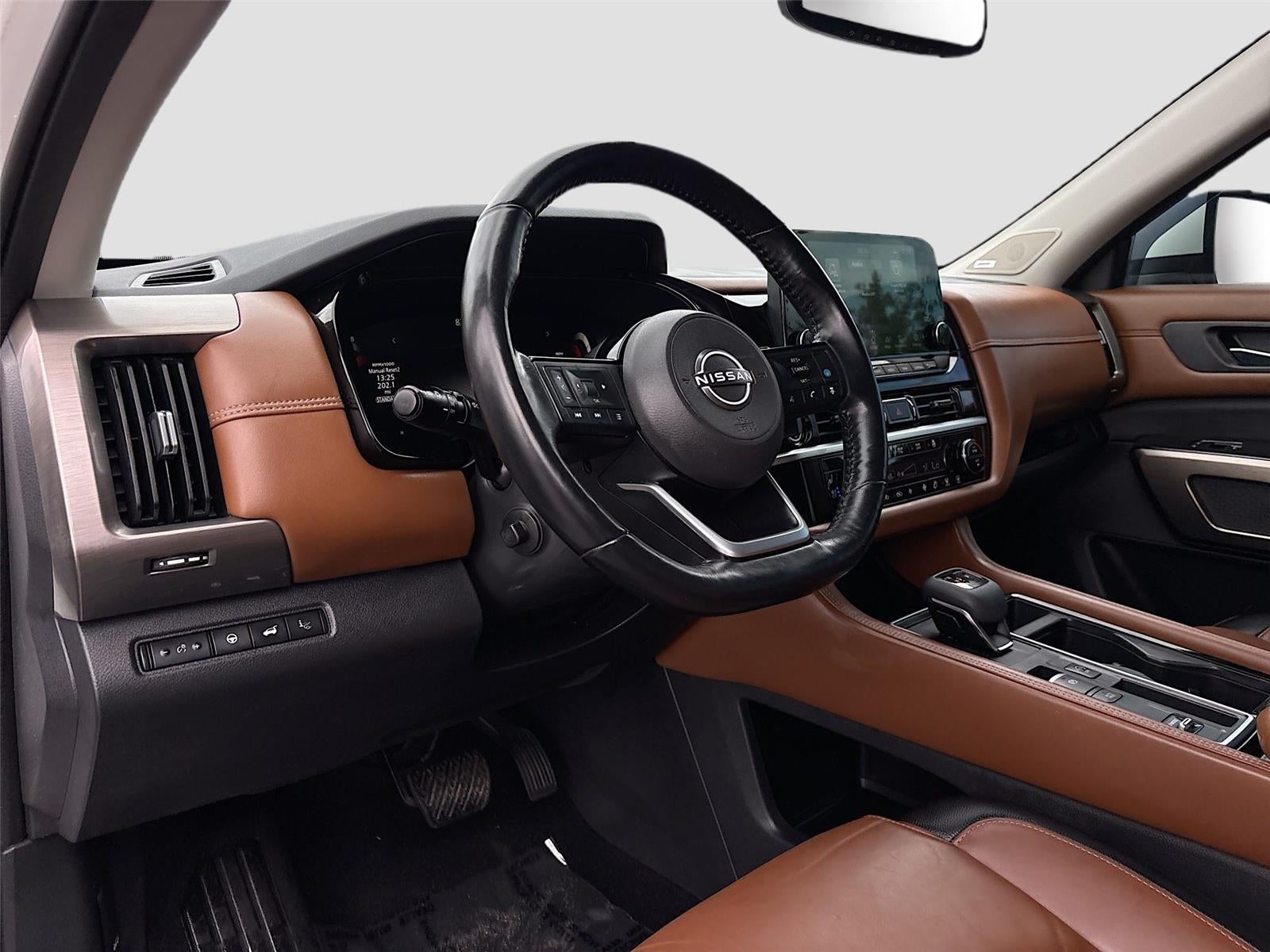 2022 Nissan Pathfinder Platinum