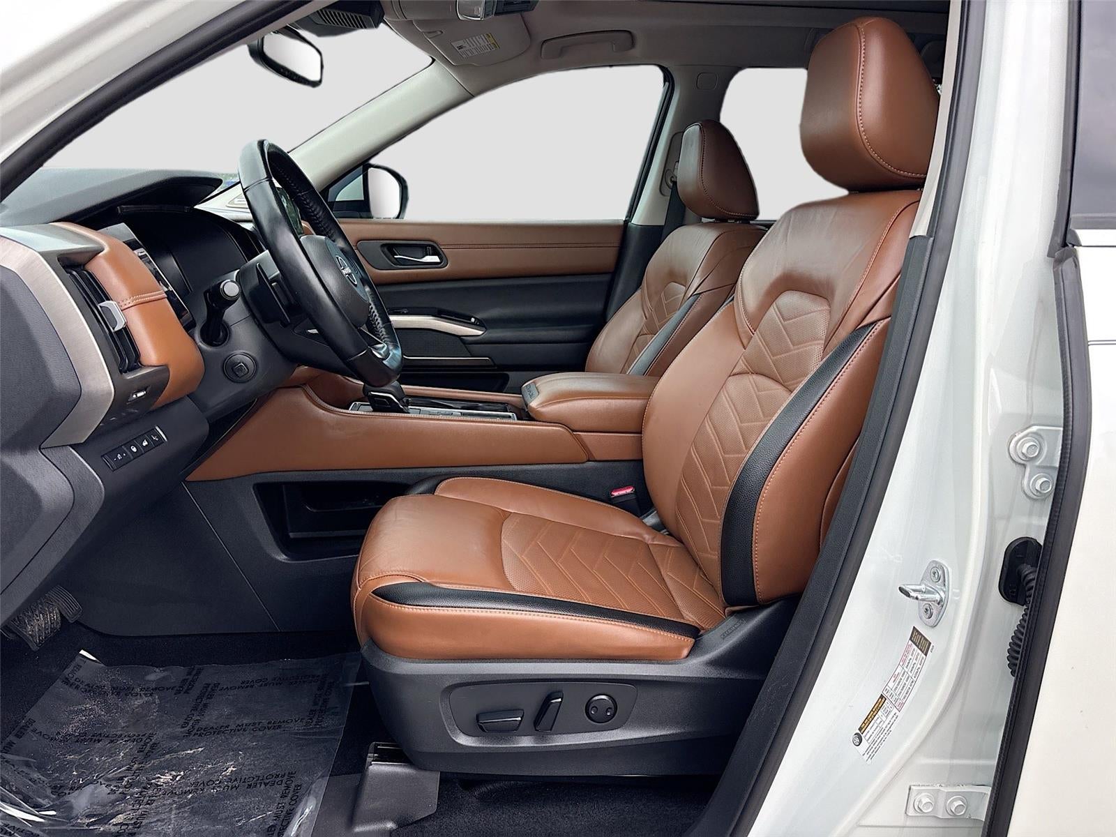 2022 Nissan Pathfinder Platinum