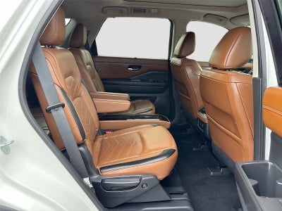 2022 Nissan Pathfinder Platinum