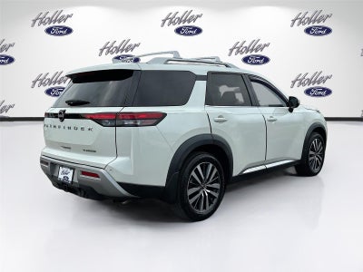 2022 Nissan Pathfinder Platinum