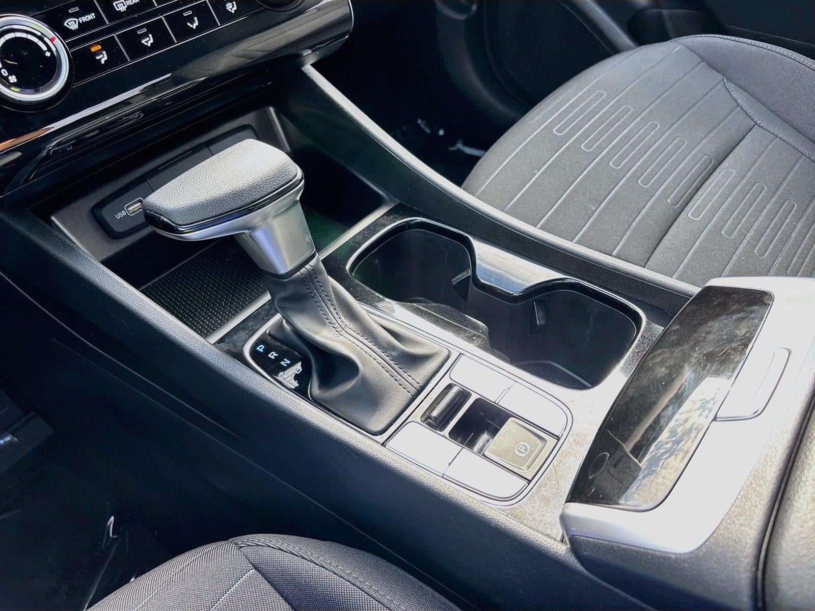 2024 Hyundai Santa Cruz SE