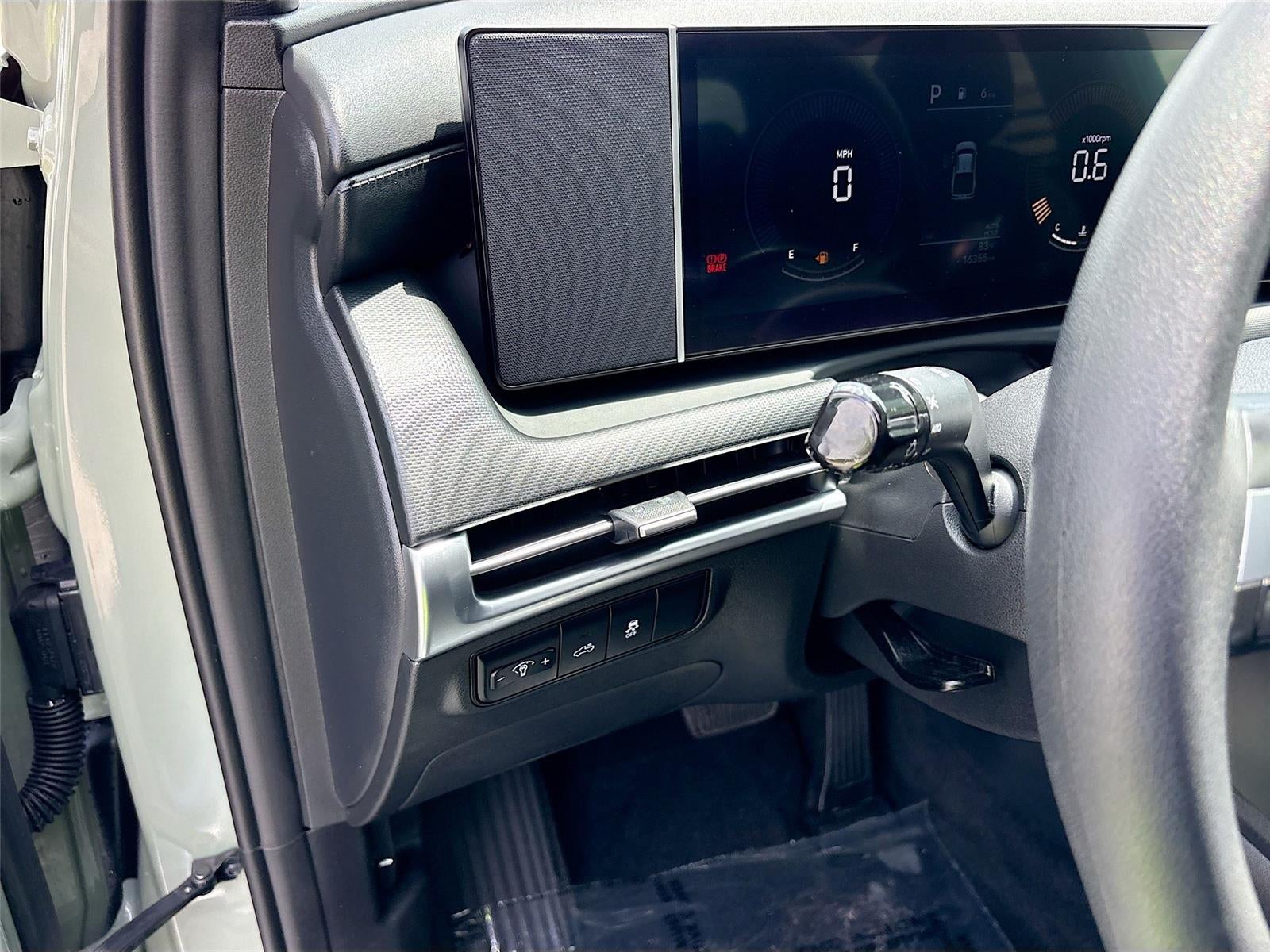 2025 Hyundai Santa Cruz SE