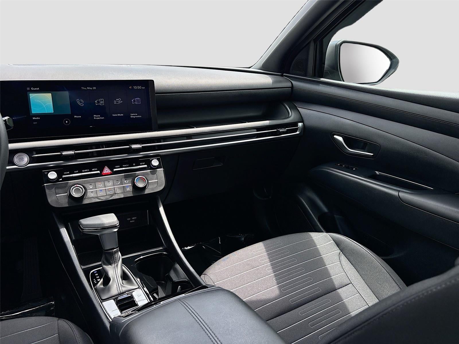 2025 Hyundai Santa Cruz SE