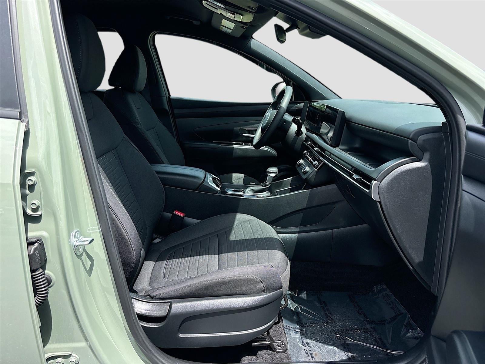 2025 Hyundai Santa Cruz SE