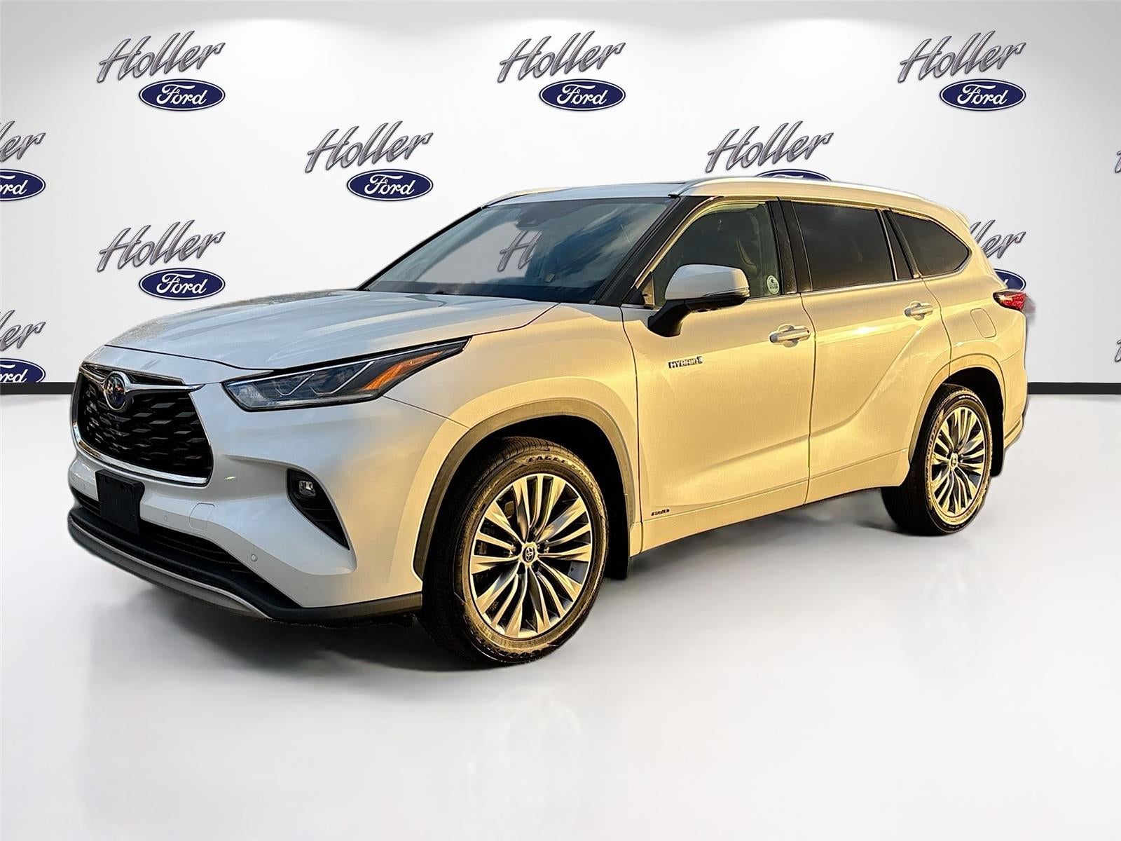 2021 Toyota Highlander Hybrid Platinum