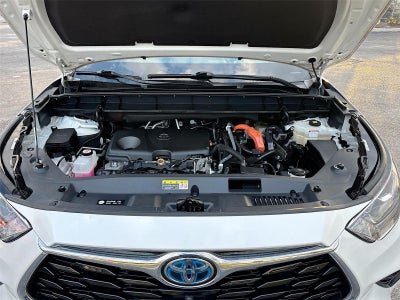 2021 Toyota Highlander Hybrid Platinum