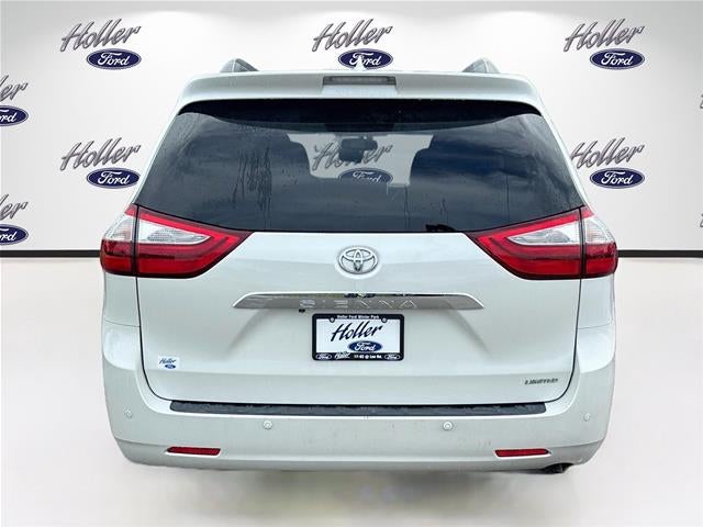 2017 Toyota Sienna Limited Premium 7-Passenger