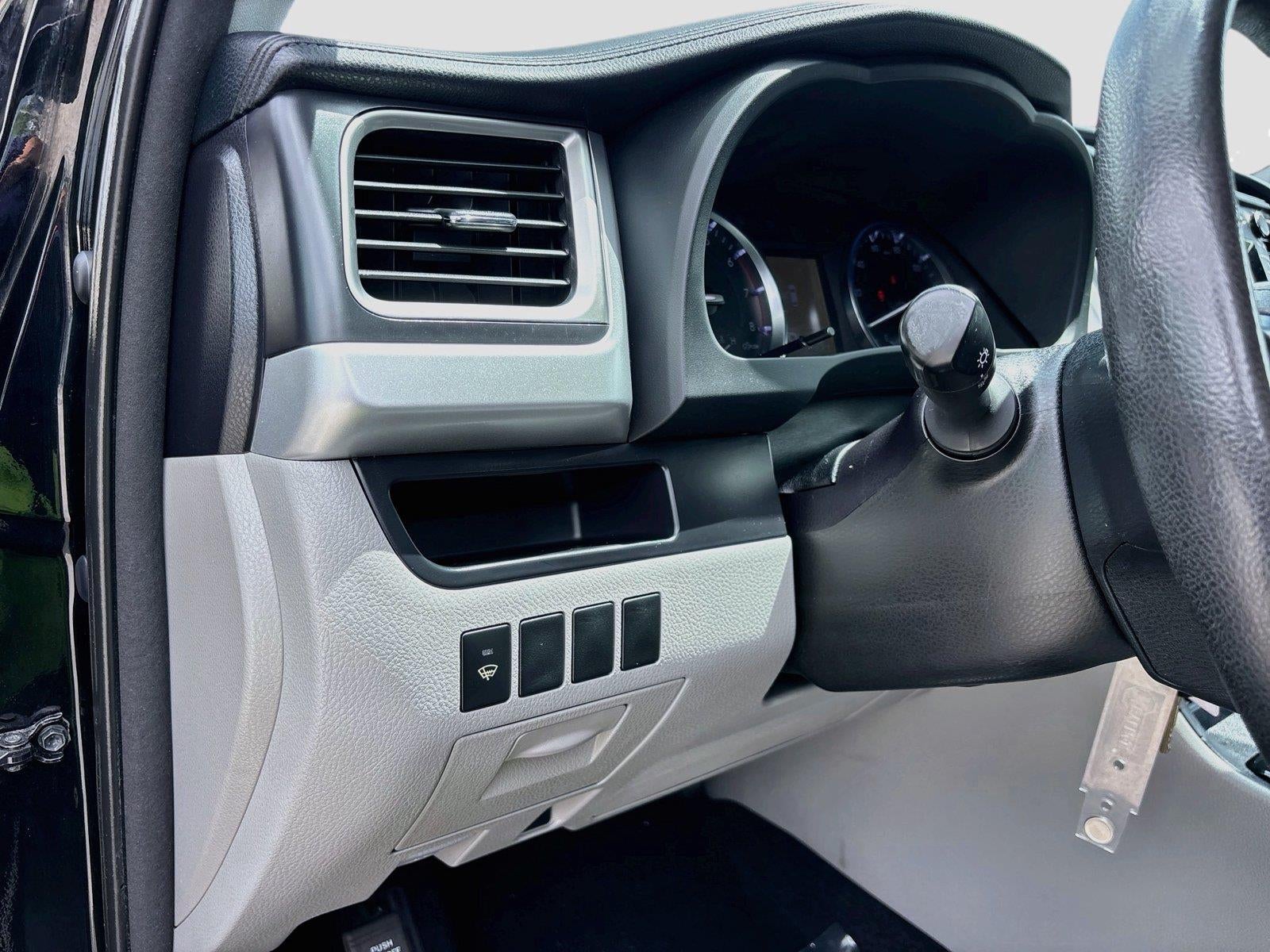 2015 Toyota Highlander LE