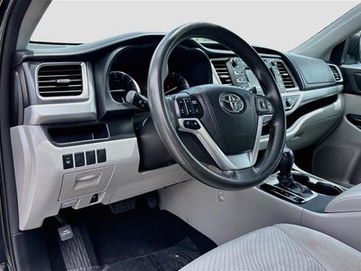 2015 Toyota Highlander LE