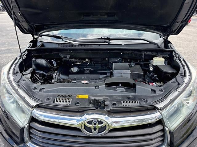 2015 Toyota Highlander LE