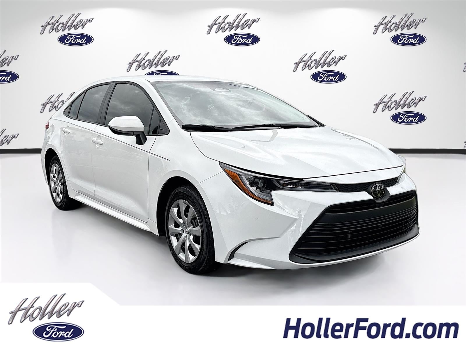 2025 Toyota Corolla LE CVT's photo