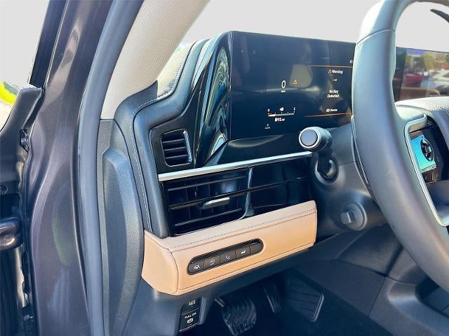 2025 INFINITI QX80 LUXE