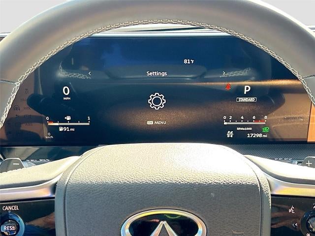 2025 INFINITI QX80 LUXE