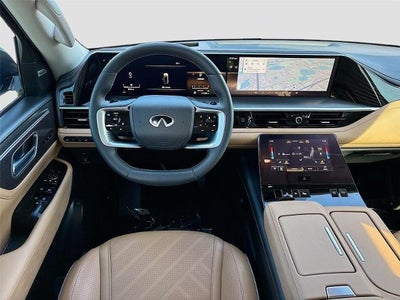 2025 INFINITI QX80 LUXE