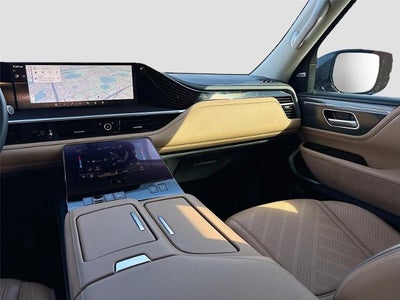 2025 INFINITI QX80 LUXE