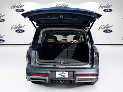 2025 INFINITI QX80 LUXE