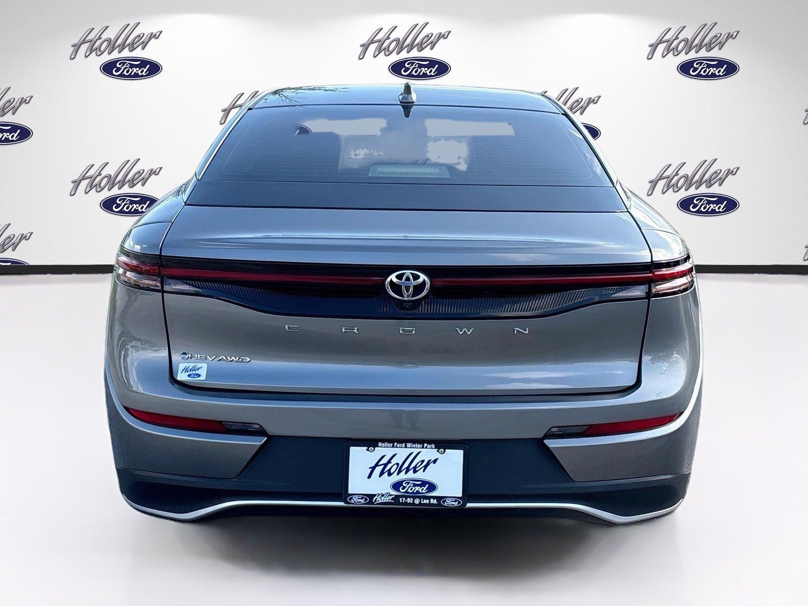 2024 Toyota Crown XLE