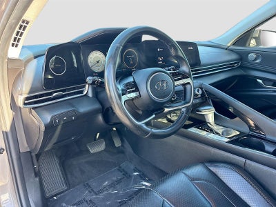 2022 Hyundai Elantra Limited