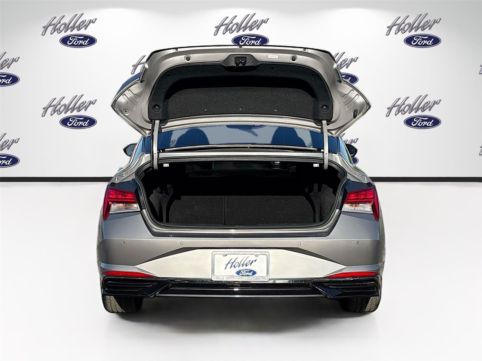 2022 Hyundai Elantra Limited