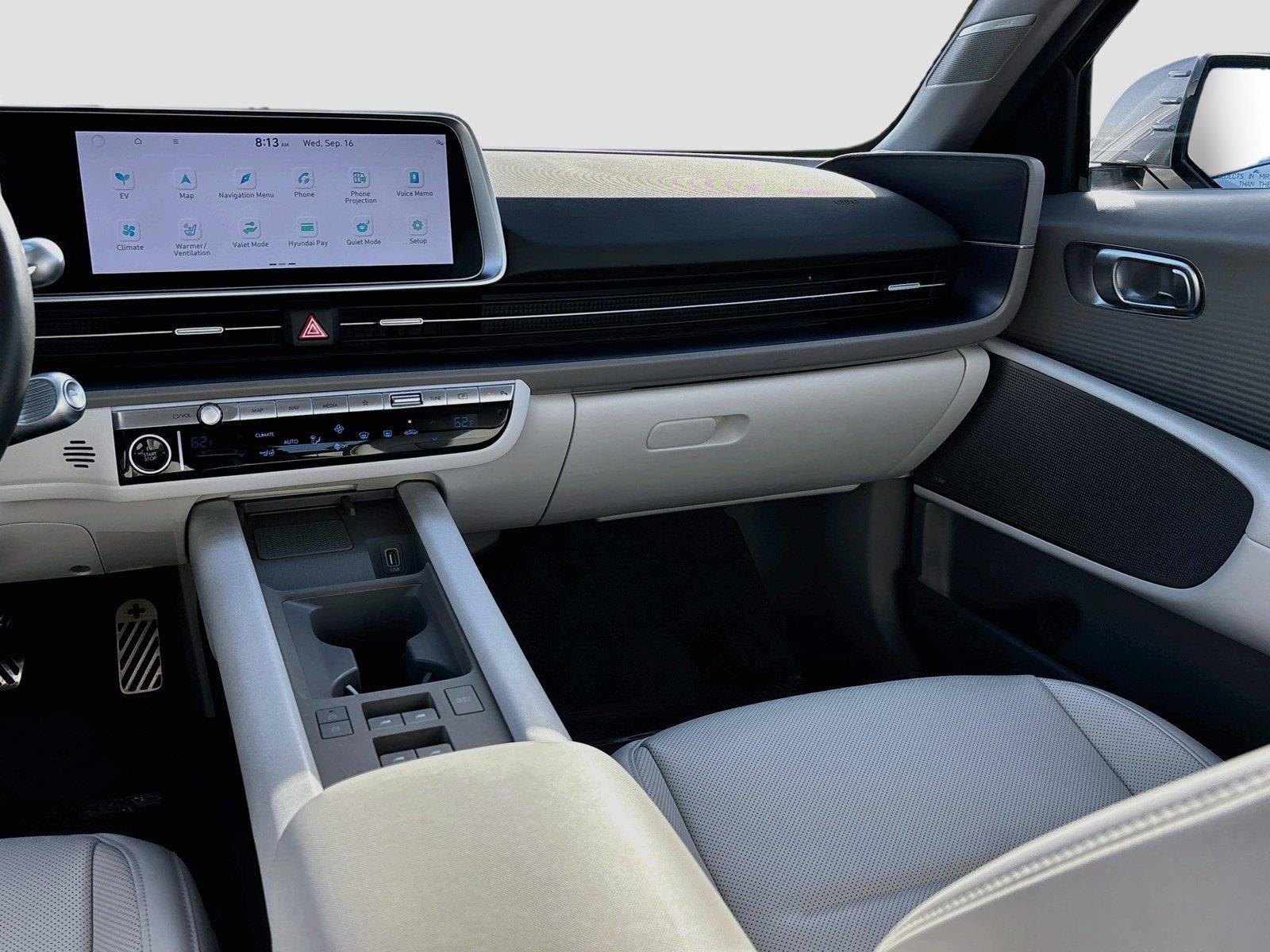 2025 Hyundai Ioniq 6 Limited