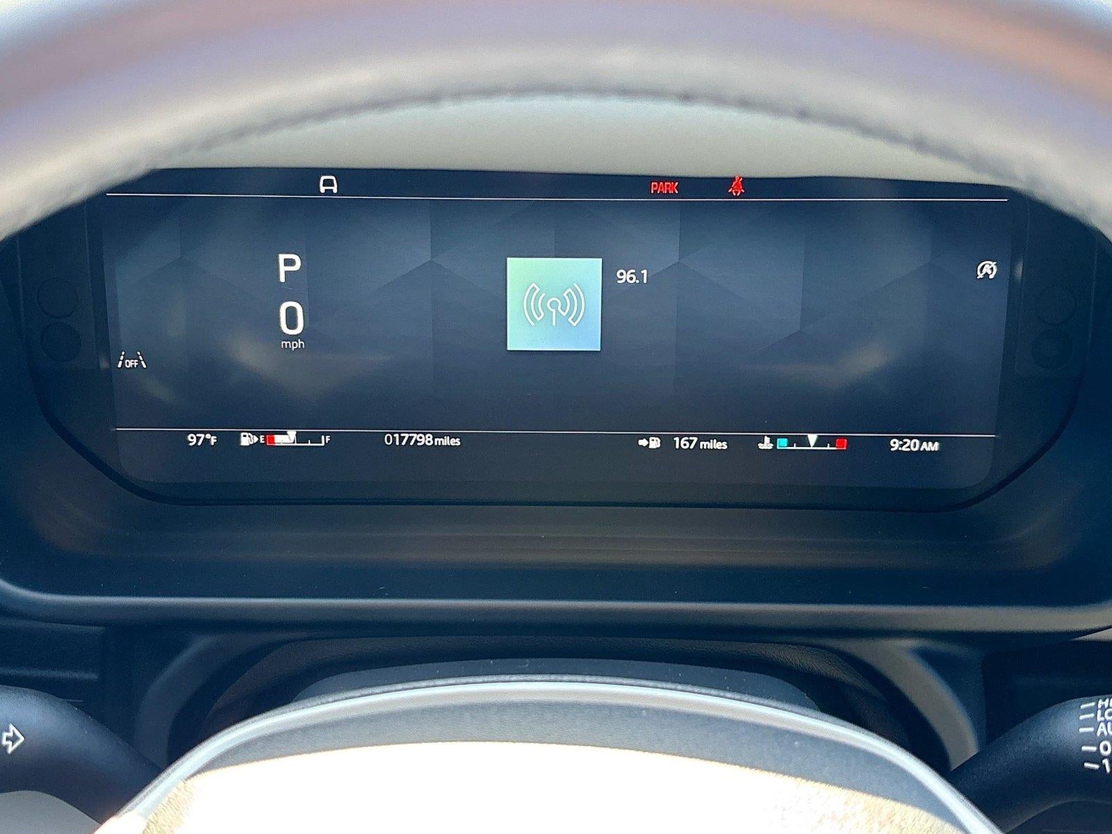 2024 Land Rover Defender X-Dynamic SE