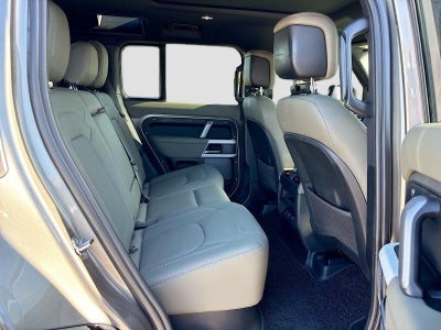 2024 Land Rover Defender X-Dynamic SE