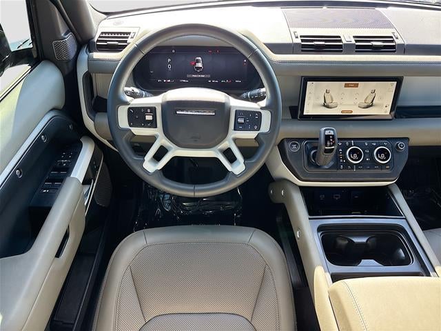 2024 Land Rover Defender X-Dynamic SE