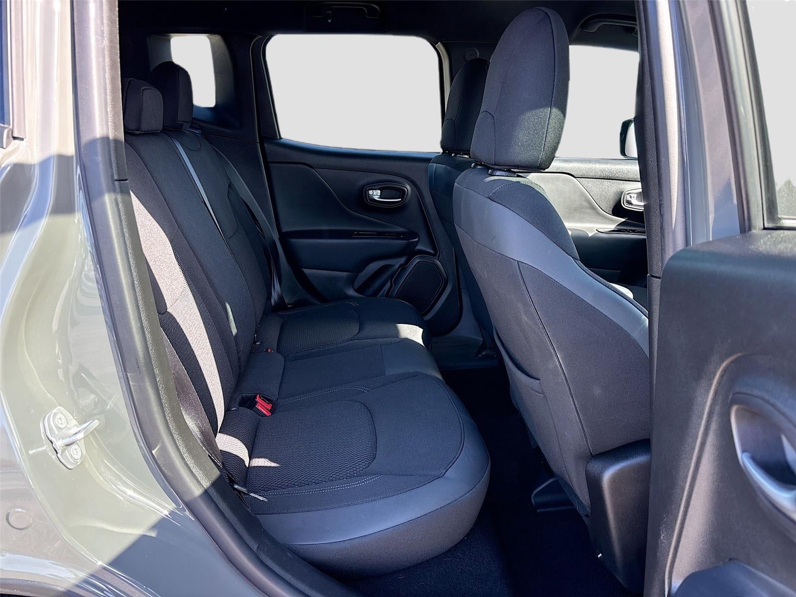 2022 Jeep Renegade Altitude
