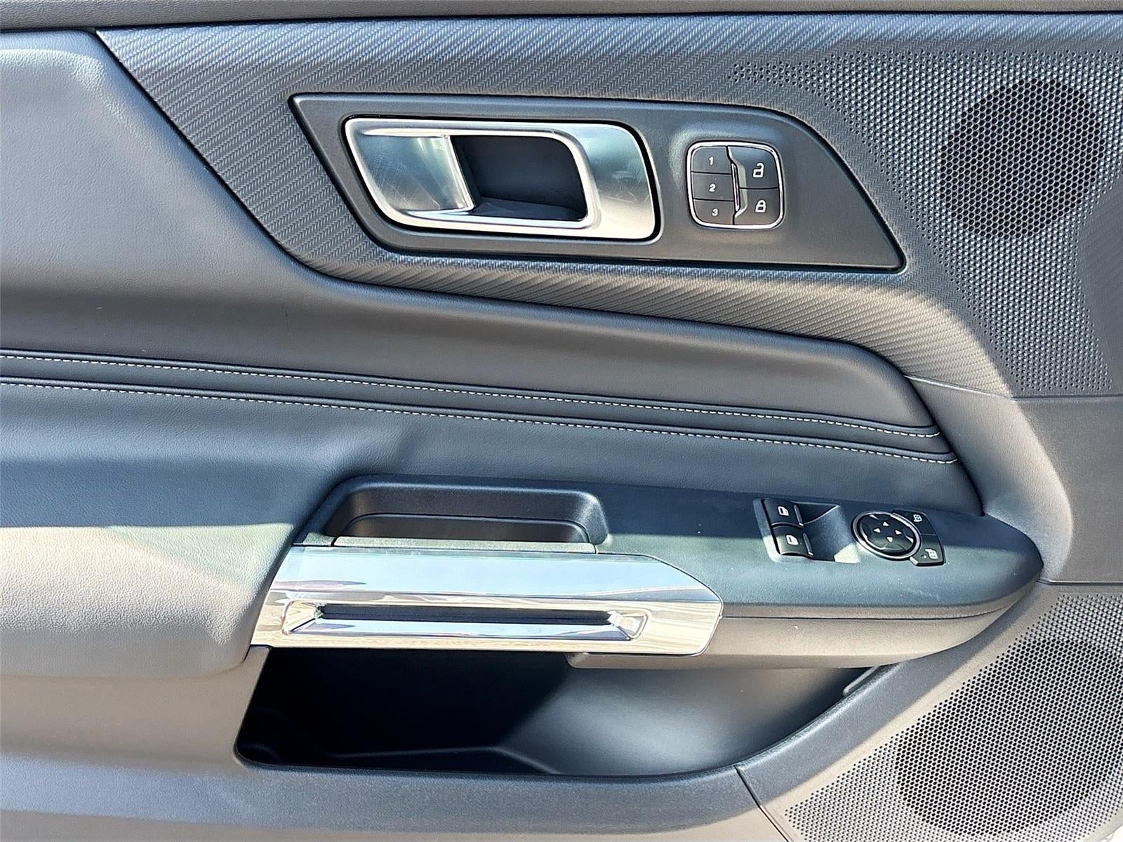 2025 Ford Mustang GT Premium RTR Spec 3