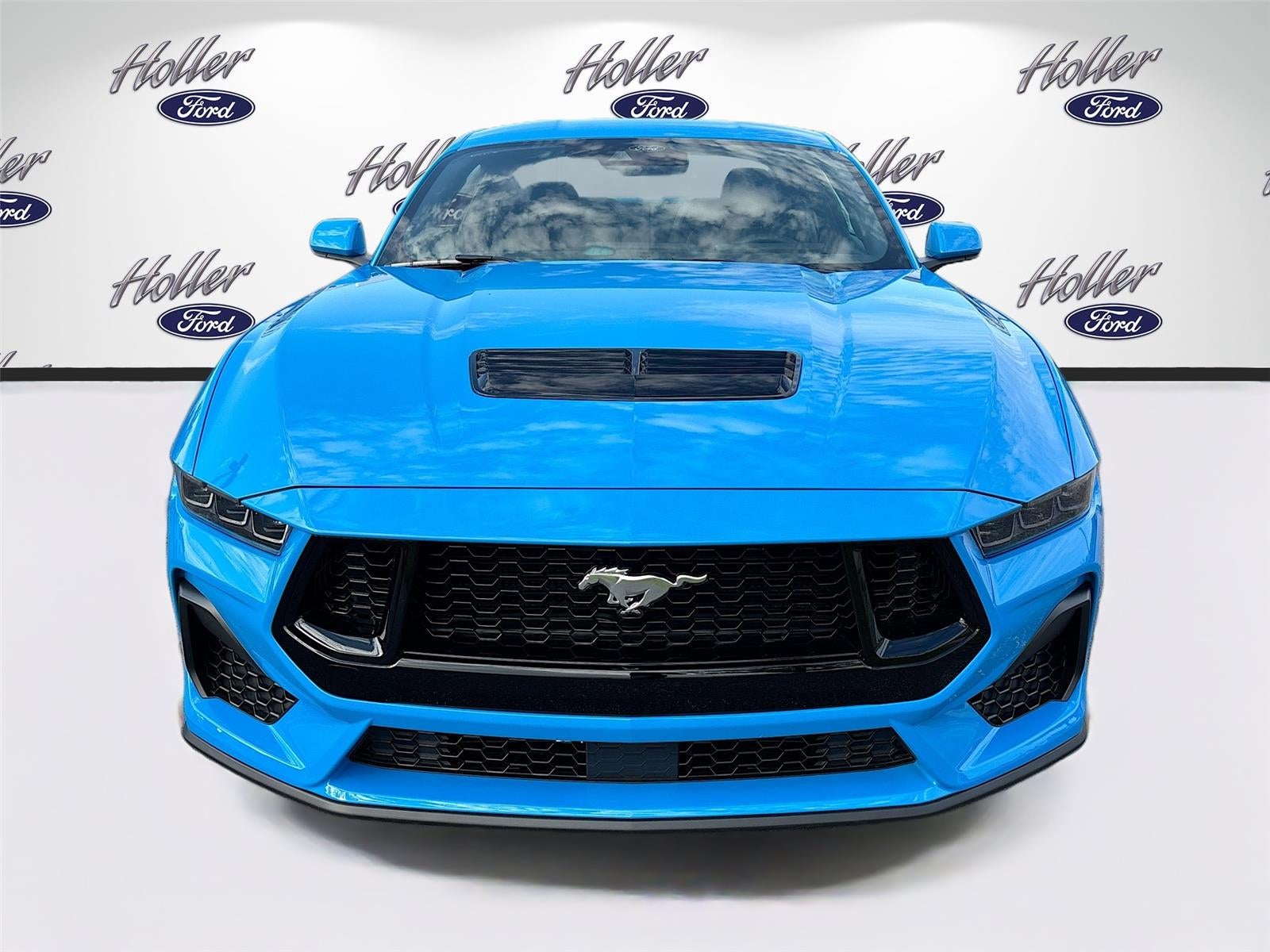 2026 Ford MUSTANG Base