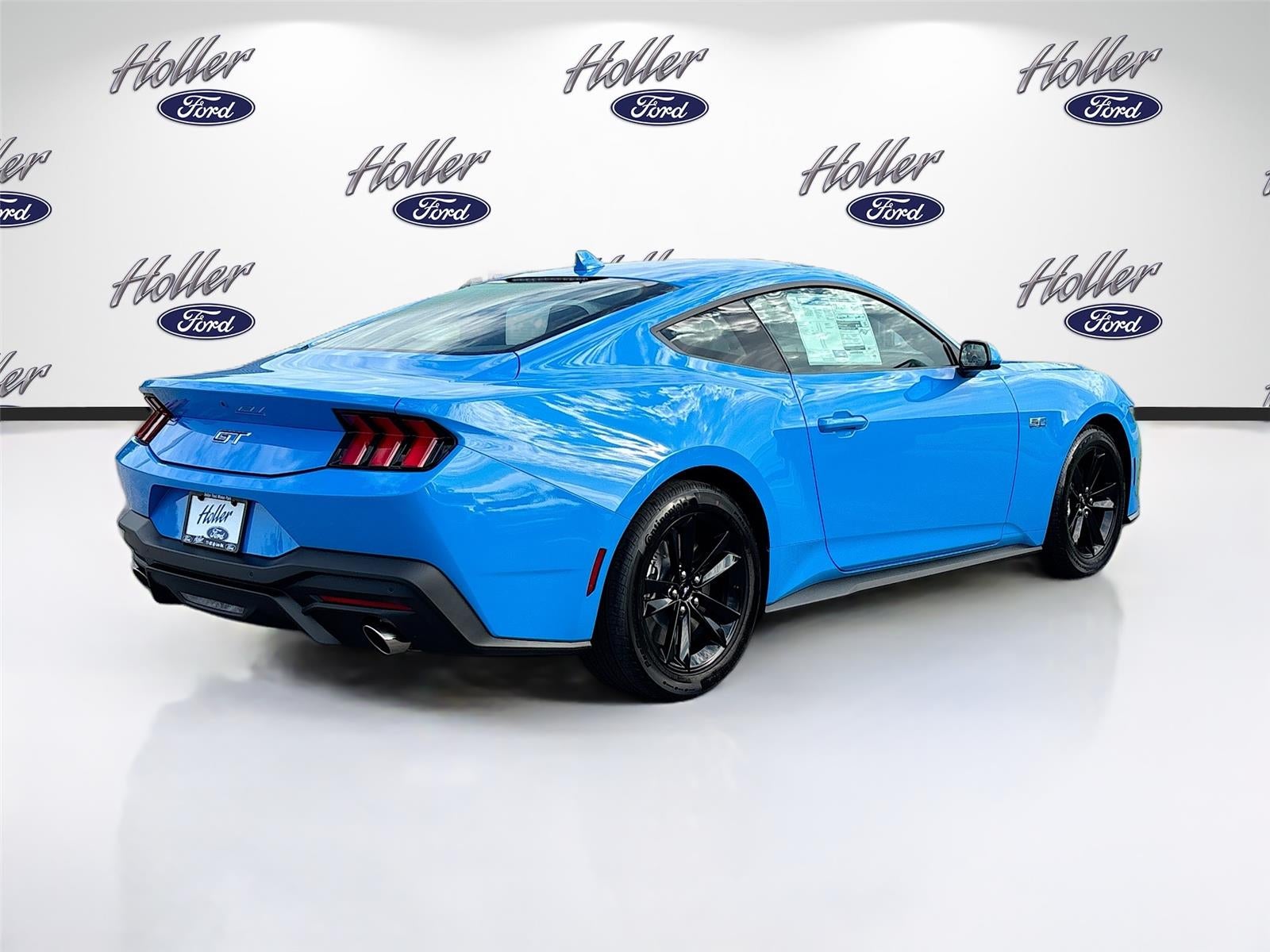 2026 Ford MUSTANG Base