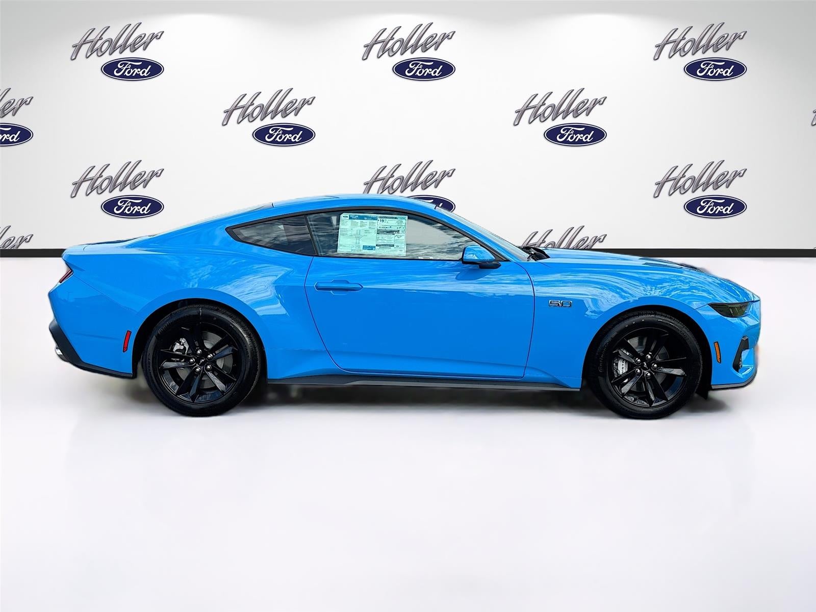 2026 Ford MUSTANG Base