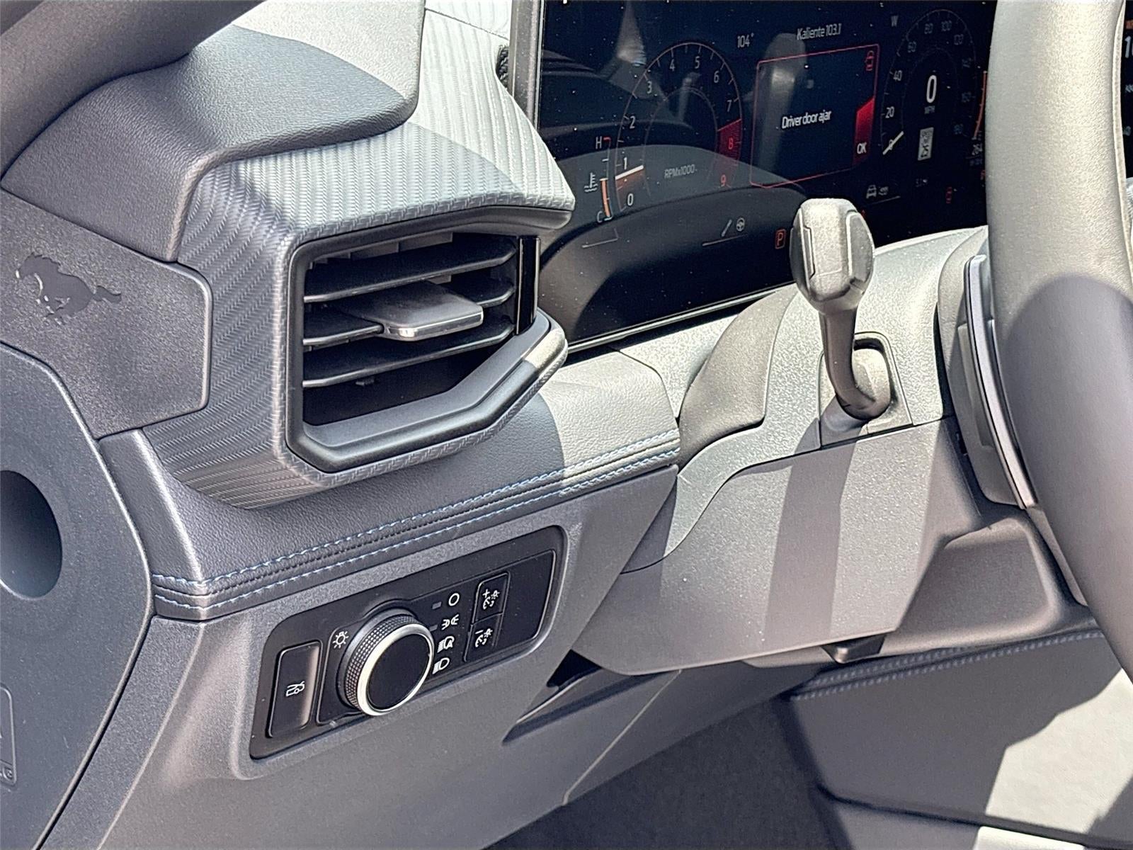 2025 Ford Mustang Dark Horse