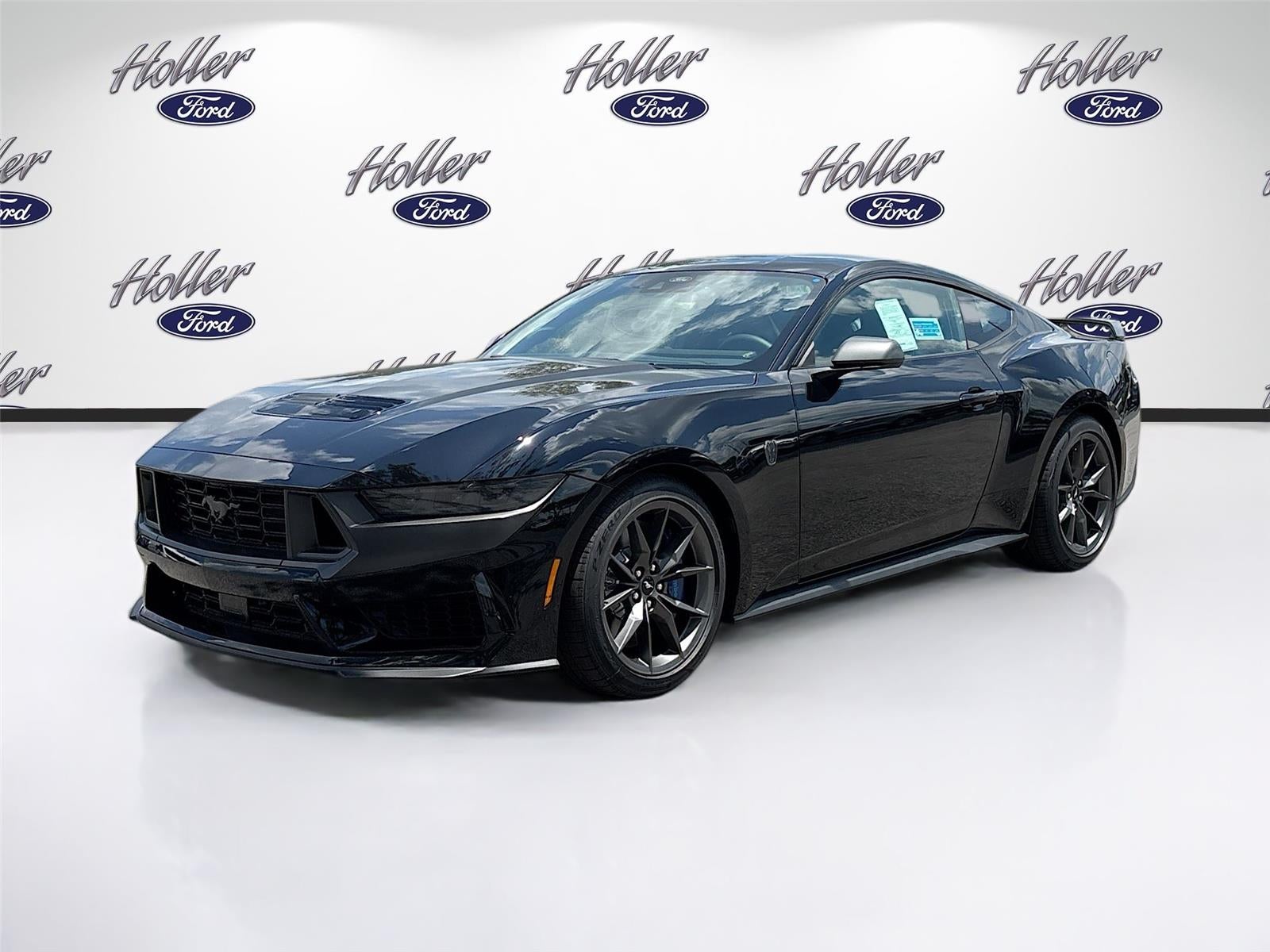 2025 Ford Mustang Dark Horse