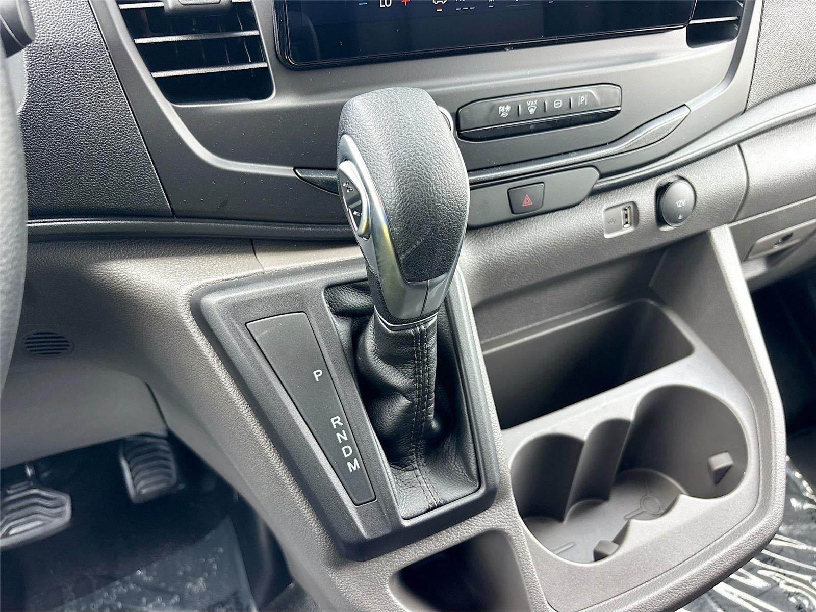 2026 Ford Transit Passenger Wagon XL