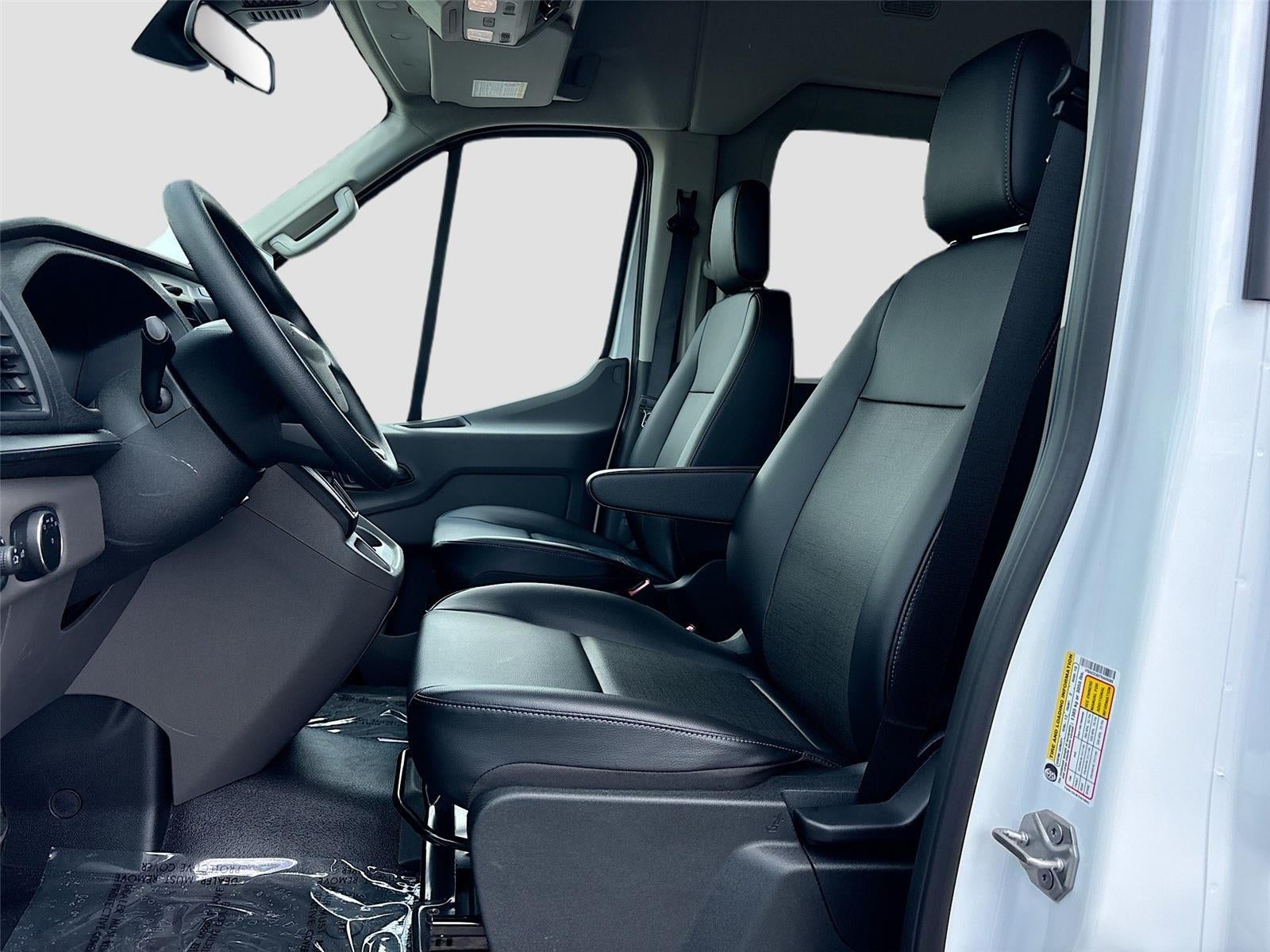 2026 Ford Transit Passenger Wagon XL