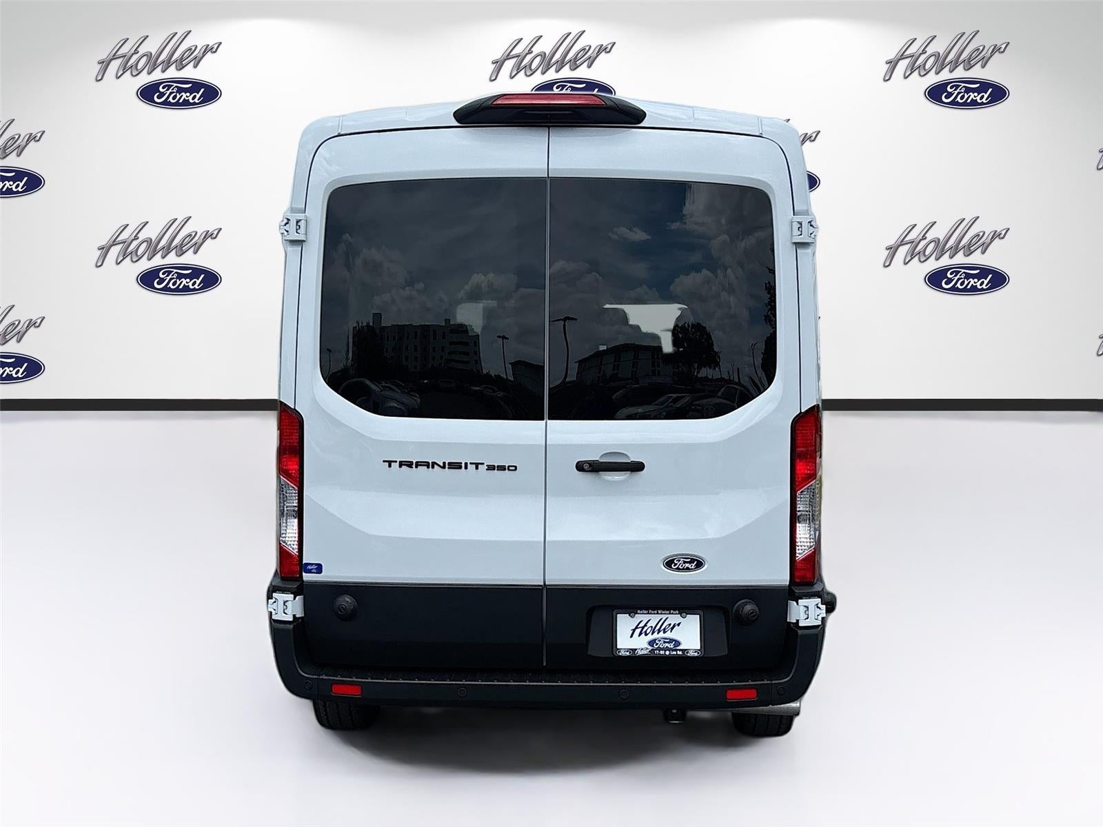 2026 Ford Transit Passenger Wagon XL