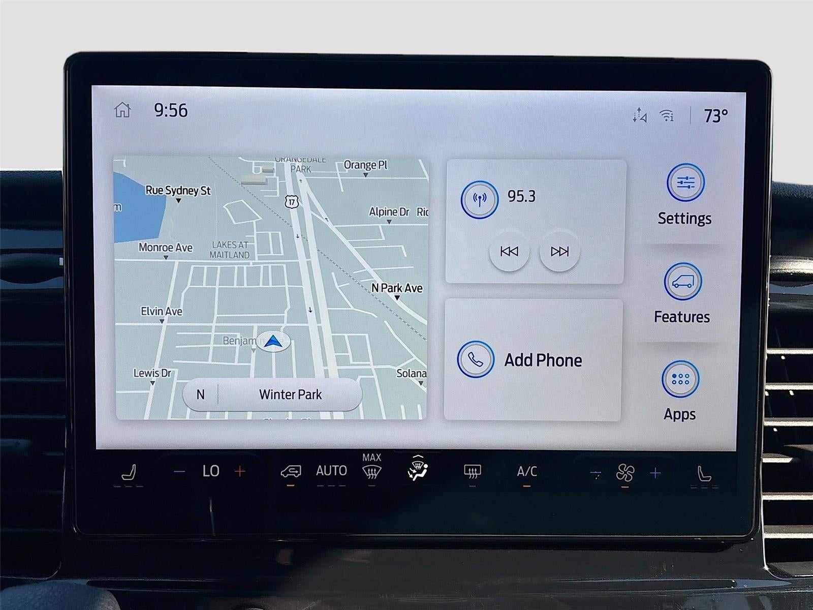 2026 Ford Transit Passenger Wagon XLT