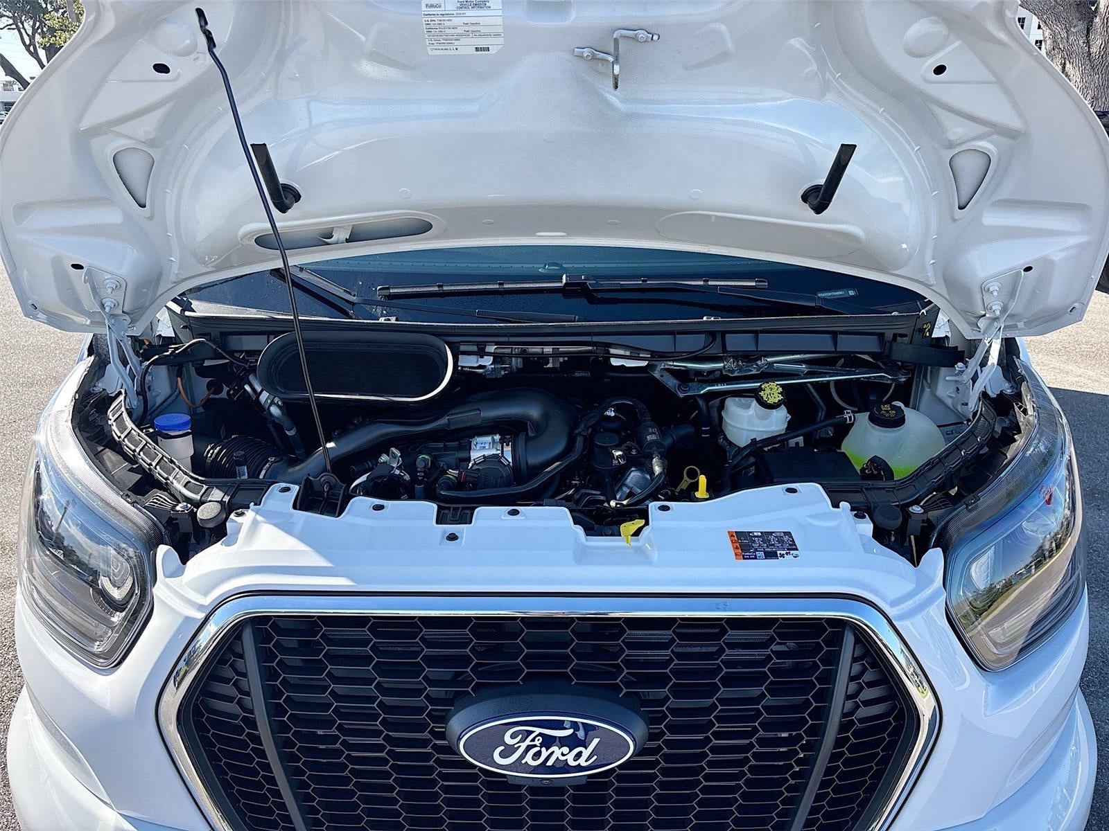 2026 Ford Transit Passenger Wagon XLT