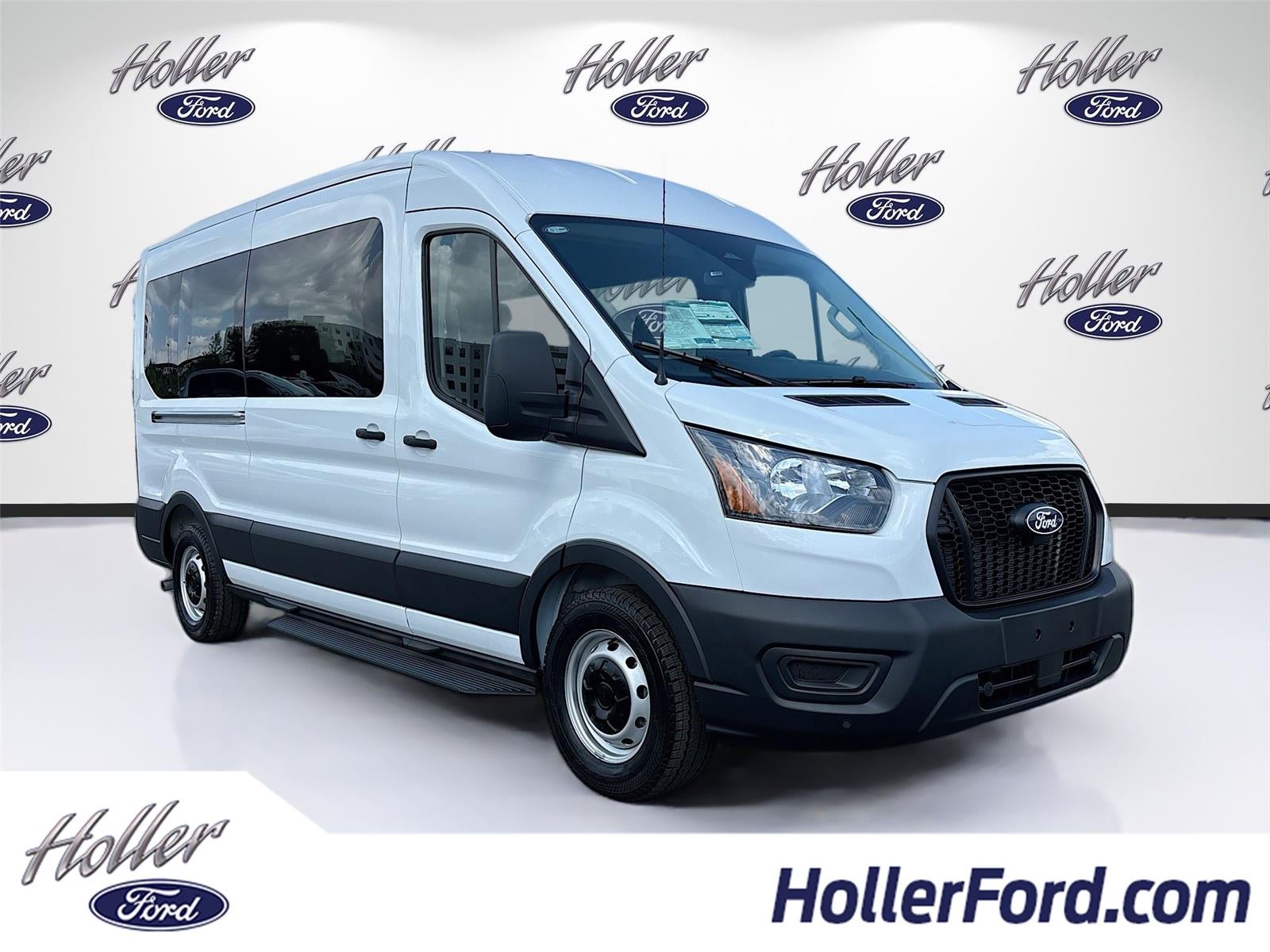 2026 Ford Transit Passenger Wagon XL